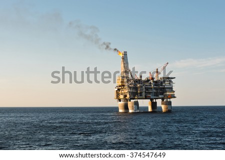 PA-B sea oil production platform, Sakhalin, Russia