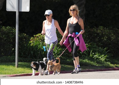 PACIFIC PALISADES, CA, USA - APRIL 20, 2016: Goldie Hawn Walks Her Dog