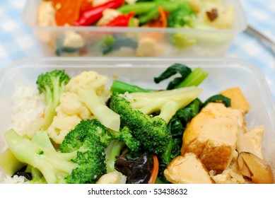 Packed Chinese Set Lunch Or Dinner With Variety Of Colorful Vegetables Such As Broccoli And Cauliflower. Suitable For Food And Busy Work Life, Healthy Eating And Diet And Nutrition Concepts.