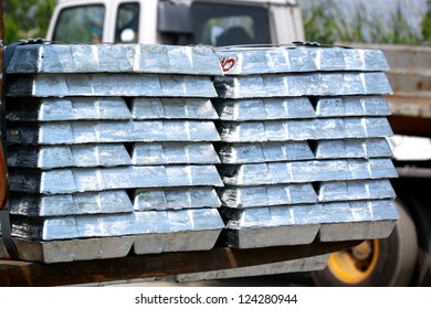 Packing Of Zinc Ingot On Forklift