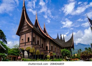 Padang Panjang Indonesia November 28 2021 Stock Photo (Edit Now) 2084046859