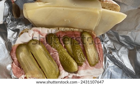 Padded sandwich - panino imbottito - belegtes Brit