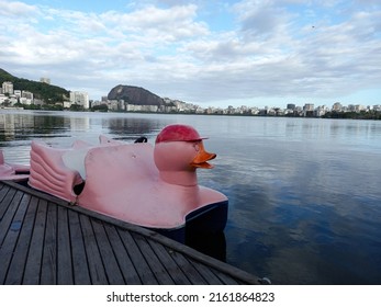 Paddleboat with duck face in extensive Lagoon Rodrigo de Freitas (Lagoa), tourist spot in the city of Rio de Janeiro, Rio de Janeiro, Brazil.