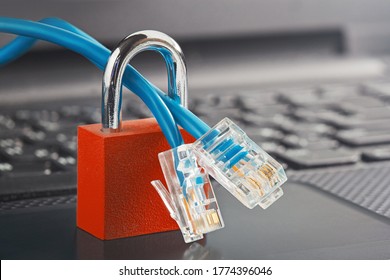 padlock with internet cable idea for computer protection