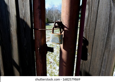 Padlock On Old Door, Closed Door, Stop Coronavirus