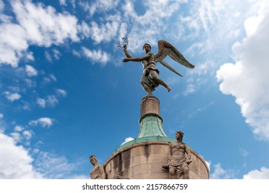 Padua downtown (Padova), Detail of Moroni Palace (Palazzo Moroni), town hall, bronze statue of the winged victory, Veneto, Italy, Europe