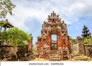 Paduraksa Gate To An Old Temple, Nusa Lembongan, Indonesia