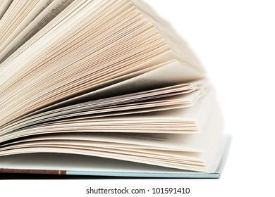 Seiten mit offenem Buch einzeln auf weißem Hintergrund