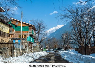 Pahalgam, Kashmir, India - February 02, 2021 : Life Of Kashmir Village, Kashmir Valley Near Pahalgam