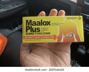 Pahang, Malaysia-22 August 2021: Selective Focus Of Maalox Plus Tablet. This Medication Is Used To Treat The Symptoms Of Too Much Stomach Acid Such As Stomach Upset, Heartburn, And Acid Indigestion