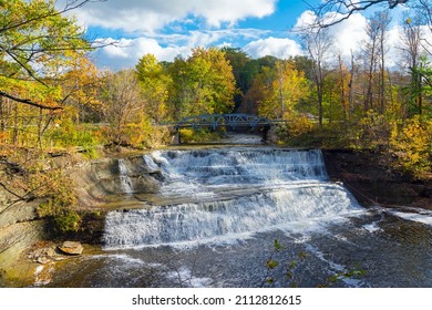 23,323 Paine falls Images, Stock Photos & Vectors | Shutterstock