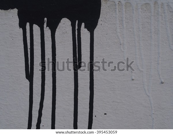 Paint smears on the\
wall