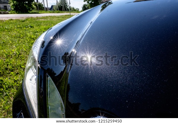 Paint and varnish covering of the car of a\
representative E-class