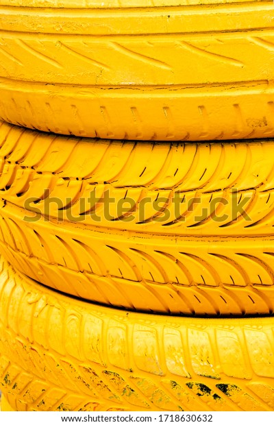 Painted waste\
tyres for Go-kart racetrack\
circuit.