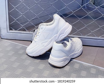 1,234,908 Shoe white Images, Stock Photos & Vectors | Shutterstock