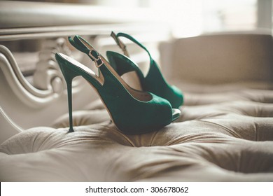 A Pair Of Glamorous Luxury Stylish Fashion Green High Heels