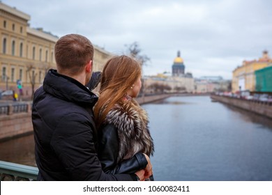 Поцелуевый мост. Поцелуев мост в Санкт-Петербурге. Поцелуй в Питере. Влюбленные в Питере. Питер для влюбленных.