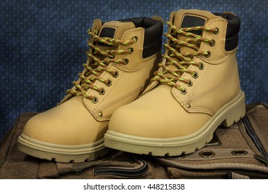 trendy steel toe shoes