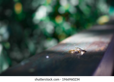 Pair Of Outdoor Rings, Pre Wedding Rehearsal 