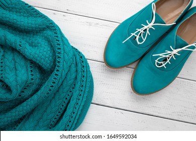 green womens shoes