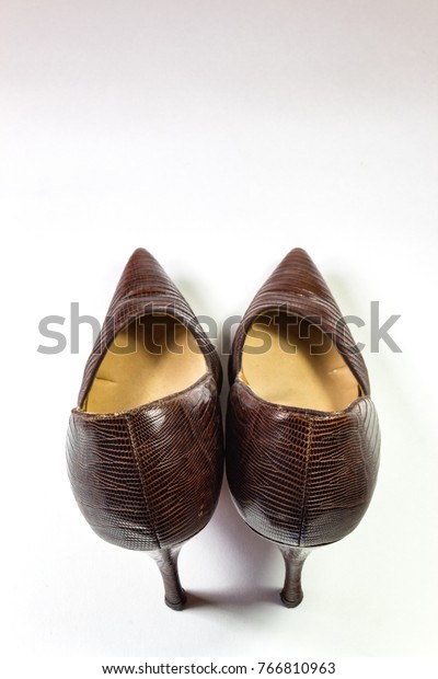 Pair Womens Vintage Alligator Shoes 