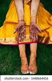 Pakistan Indian Bride Showing Foot And Hand Mehndi Design