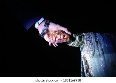 1,783 Pakistani wedding holding hands Images, Stock Photos & Vectors ...