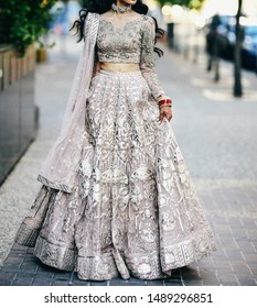 Pakistani Indian Bridal Showing Wedding Lehenga And Jewelry Fashion Outfits