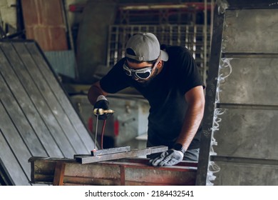 Pakistani Indian Professional Welder Worker Welding Stock Photo ...