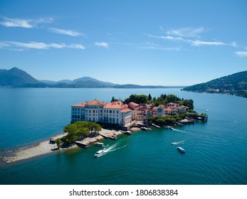 The Palace Of Count Carlo Lll Borromeo On The Island Isola Bella!