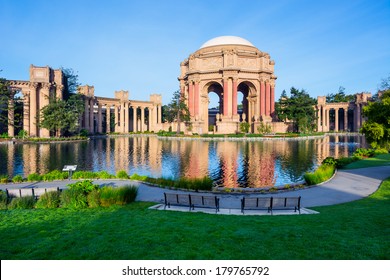 Palace Of Fine Arts In San Francisco 