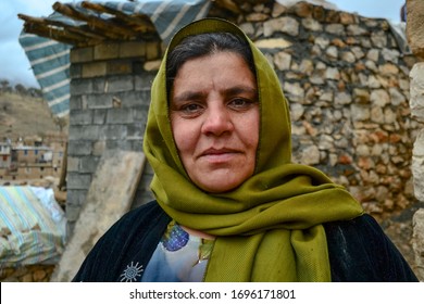 Kurdish Women Images Stock Photos Vectors Shutterstock