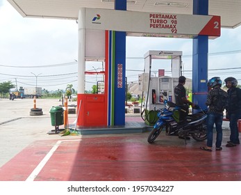 Palembang, Indonesia. April 2021. Indonesian Government Owned Public Fueling Station.