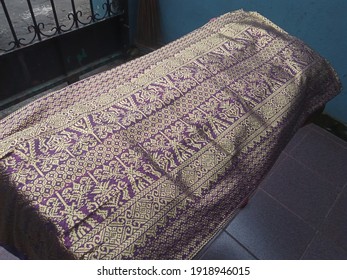 224 Songket Palembang Images, Stock Photos & Vectors | Shutterstock