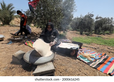 Palestinians Participate During The Revival Of Heritage Event On The Occasion Of World Refugee Day Next Sunday In The Maghazi Refugee Camp In The Central Gaza Strip, On July 1, 2021.