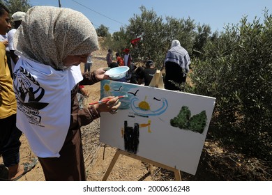 Palestinians Participate During The Revival Of Heritage Event On The Occasion Of World Refugee Day Next Sunday In The Maghazi Refugee Camp In The Central Gaza Strip, On July 1, 2021.