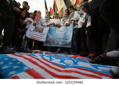 Palestinians Protest The U.S.-sponsored Draft Resolution Condemning Hamas In General Assembly Of The United Nations Meeting, In Rafah Southern Gaza Strip On Dec 06, 2018. 