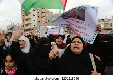 Palestinians Protest The U.S.-sponsored Draft Resolution Condemning Hamas In General Assembly Of The United Nations Meeting, In Rafah Southern Gaza Strip On Dec 06, 2018.