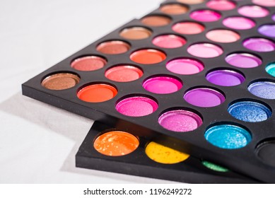 bright eyeshadow palette