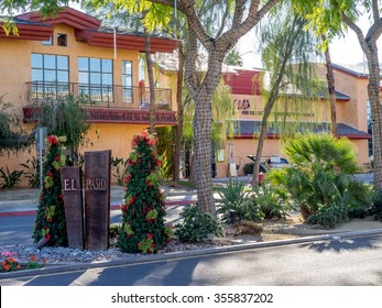 PALM DESERT, CA - NOVEMBER 22: El Paseo Shopping District On November 22, 2015 In Palm Desert. The Rodeo Drive Of The Desert, It Features Over 300 Shops Boutiques Art Galleries Jewelers Restaurants.