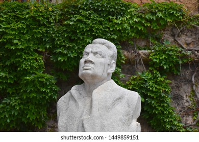 Palma De Mallorca, Mallorca - June 11 2019: Statue Of Poet Rubén Darío With Plants In Background