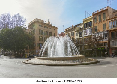 Imagenes Fotos De Stock Y Vectores Sobre Palma De Mallorca Street