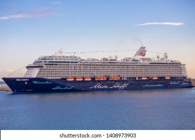 Ocean Schiff Images Stock Photos Vectors Shutterstock