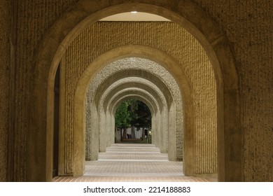 Palo Alto, California - October 14, 2020: Empty Archway Corridor Of Law School Building At Stanford University