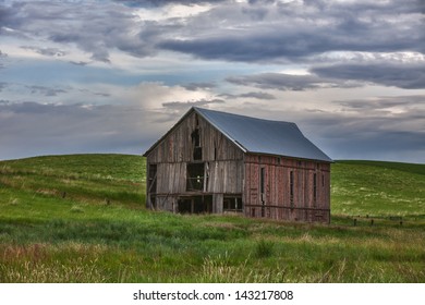 Deserted Cabin Centennial Valley Near Lakeview Stock Photo 108397970 ...