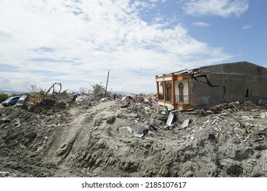 Palu, October 2018 - A View Of The Impact Of Damage In The Petobo - Sigi Area Due To Soil Liquefaction Due To A Large Earthquake. Soil That Is Saturated With Water Is Able To Move, Swallow And Destroy