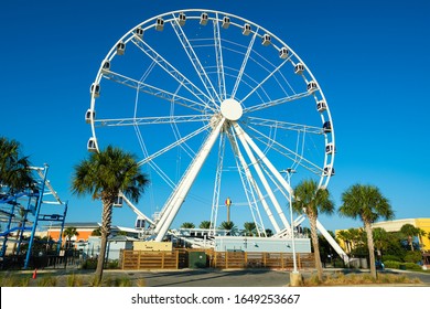 Panama City, Florida USA - September 29, 2019:  The New Skywheel Ferris Wheel, Opened In 2018, Located In The Popular Pier Park Across The Beach.