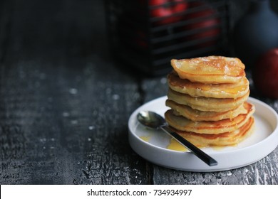 Pancakes. Apple pancakes
