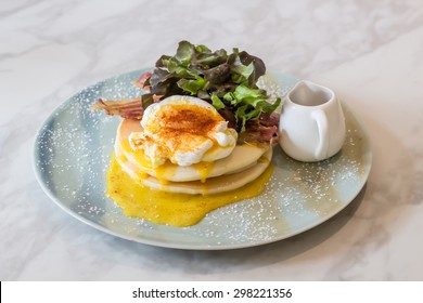 Pancakes With Eggs Benedict