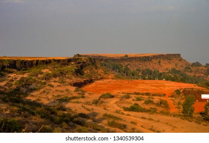 Panchgani, Maharashtra / India: Part of the Deccan plateau, nestled among the hills of Sahyadri mountain ranges. Known for it's Table land, a large flat expanse of volcanic laterite rock